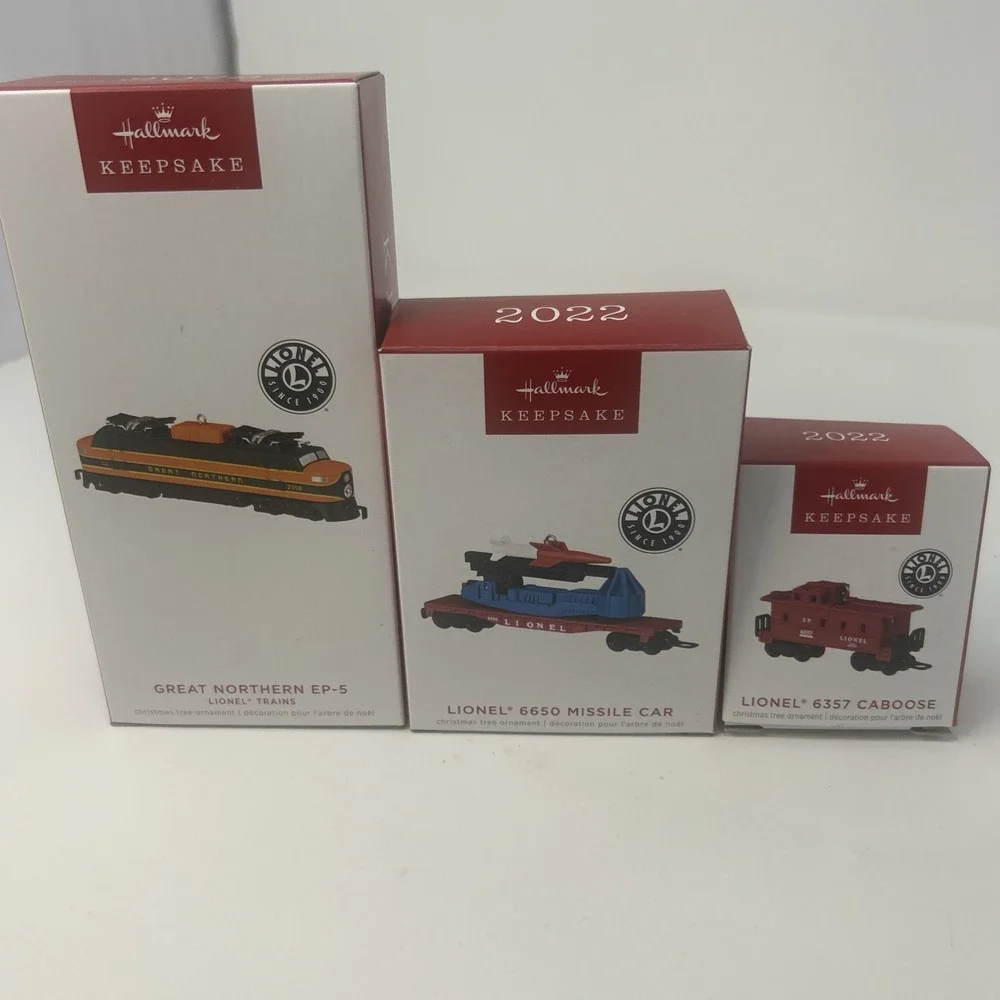 NEW Hallmark Keepsake 2022 Great Northern EP-5, Missile Car 6650, Caboose 6357